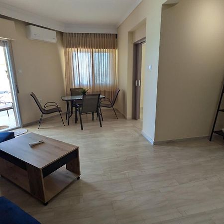 Beachfront Apartment Nea Moudania Exterior photo